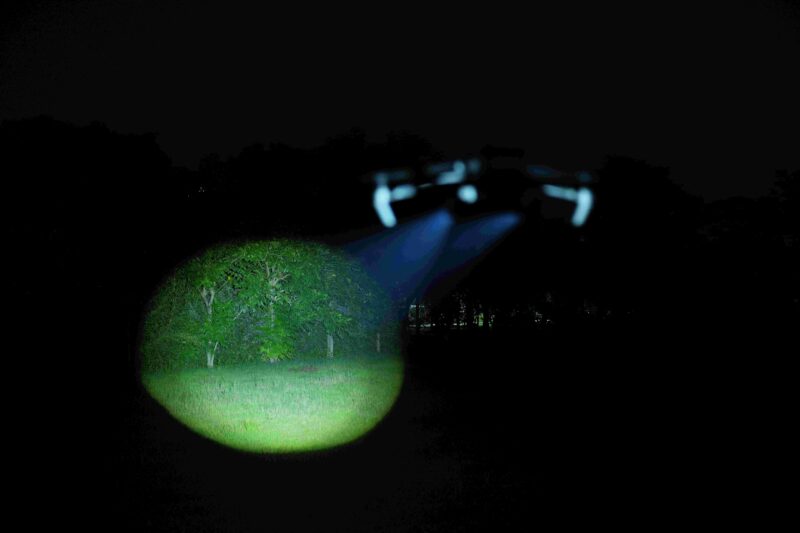 C.XL3 Multi-Function Gimbal Light - Image 8